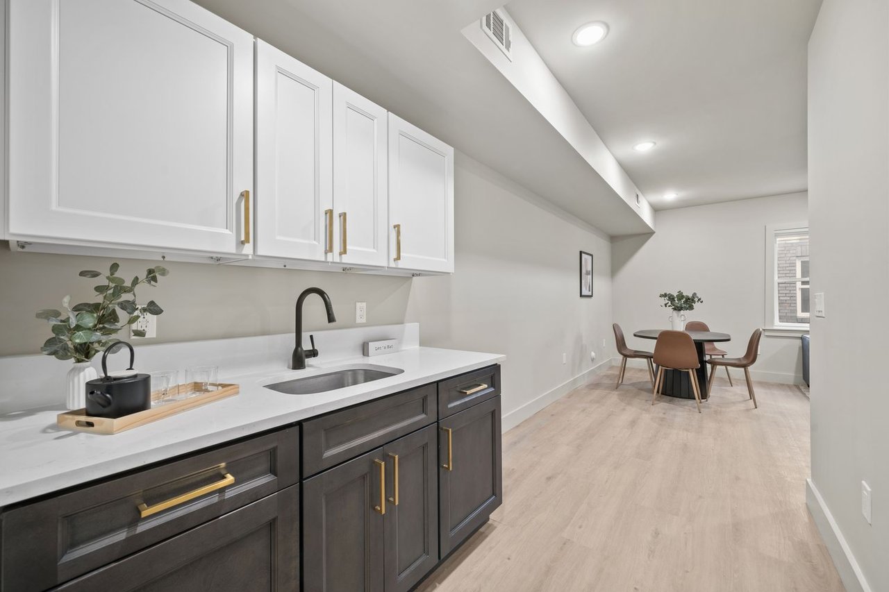 279 Pearsall Ave, Unit 1