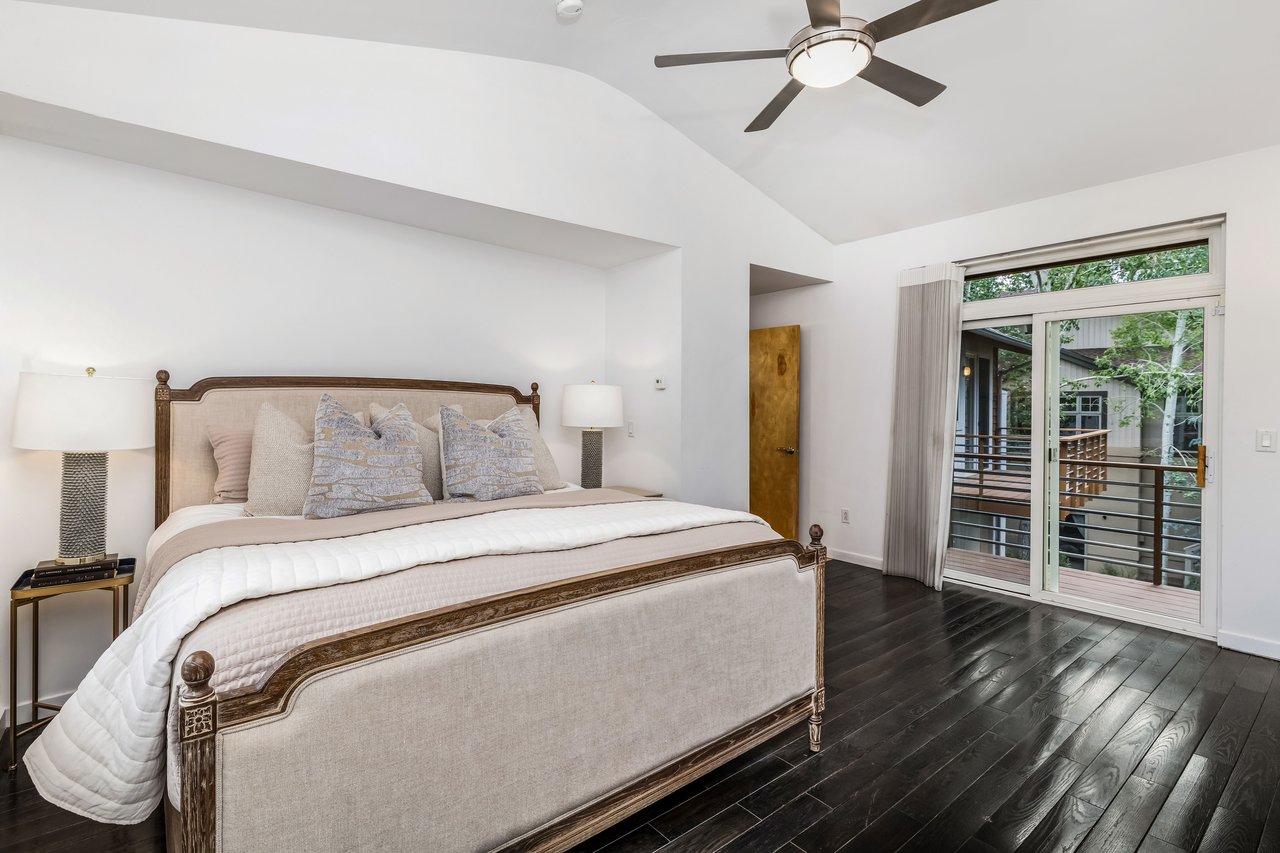 11 Russell Trail
