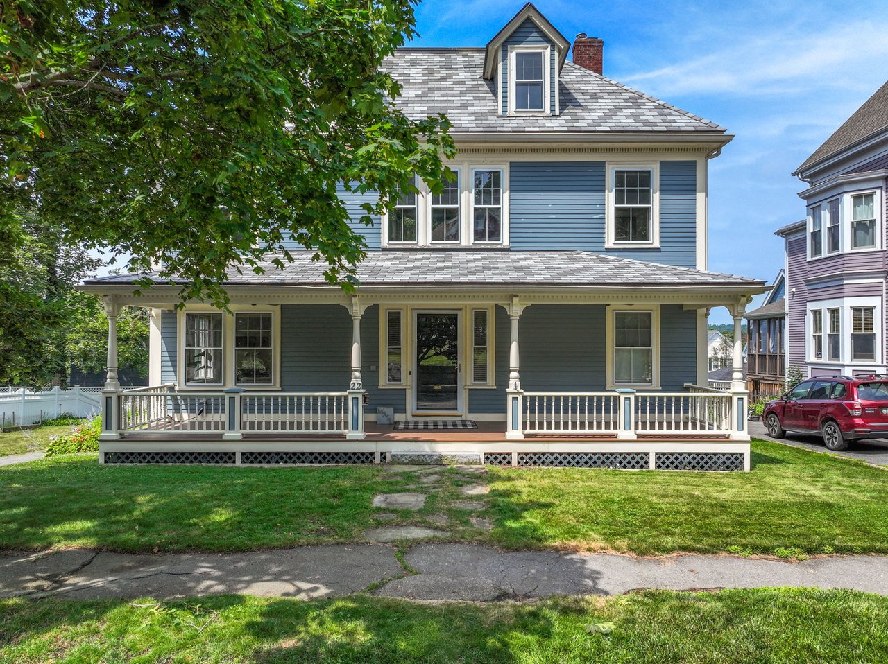 22 Hillside Ave