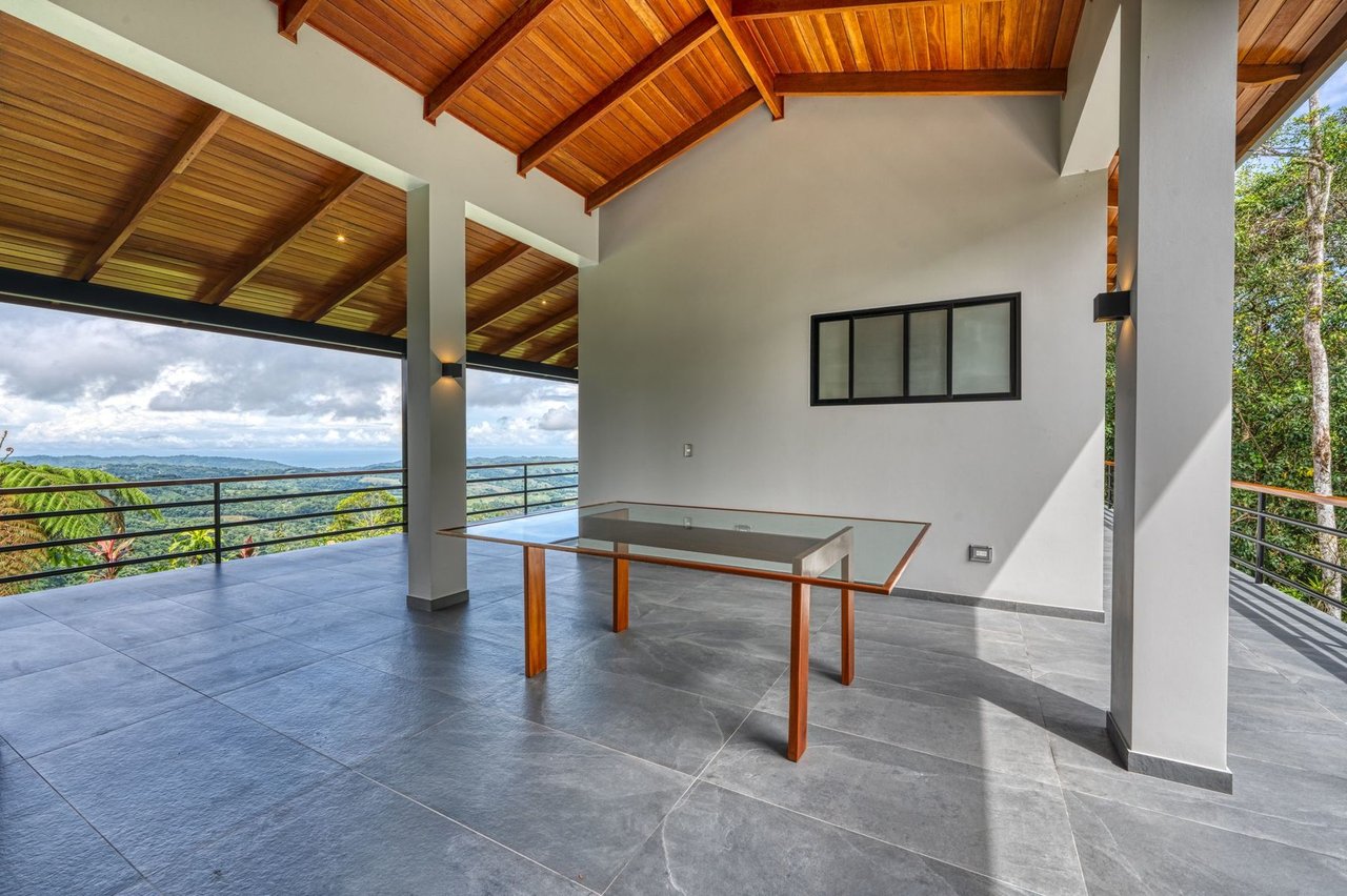 Modern Riverfront Mountain Home, Perez Zeledon, San Jose
