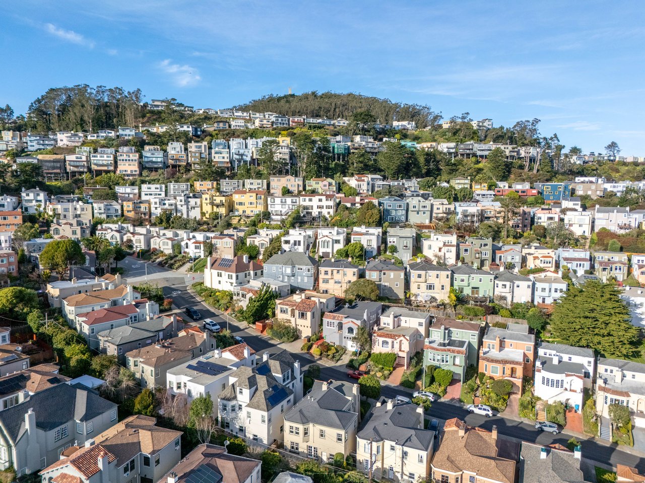 345 Hazelwood Avenue