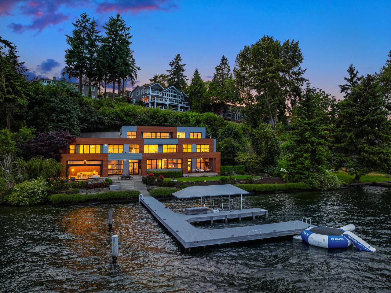 Mercer Island Modern Waterfront