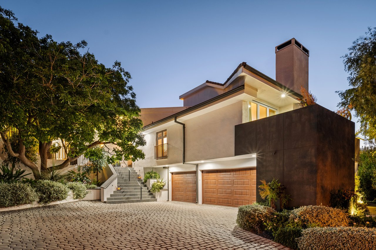 12047 Summit Cir, Beverly Hills