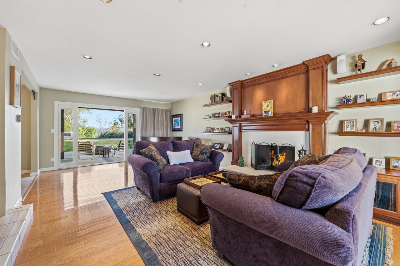 7267 Pondera Circle