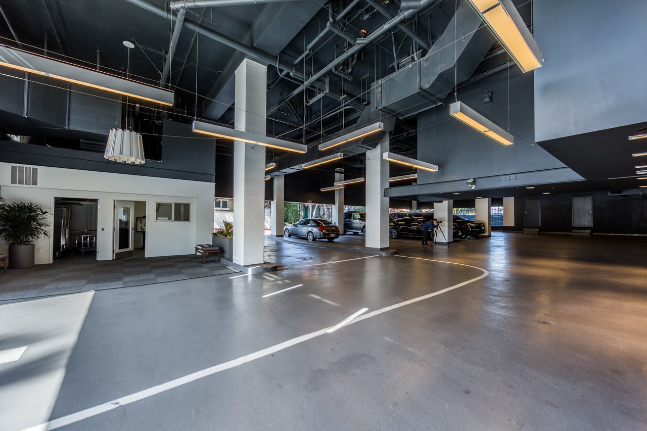 838 N Doheny Dr Unit: 1202, West Hollywood