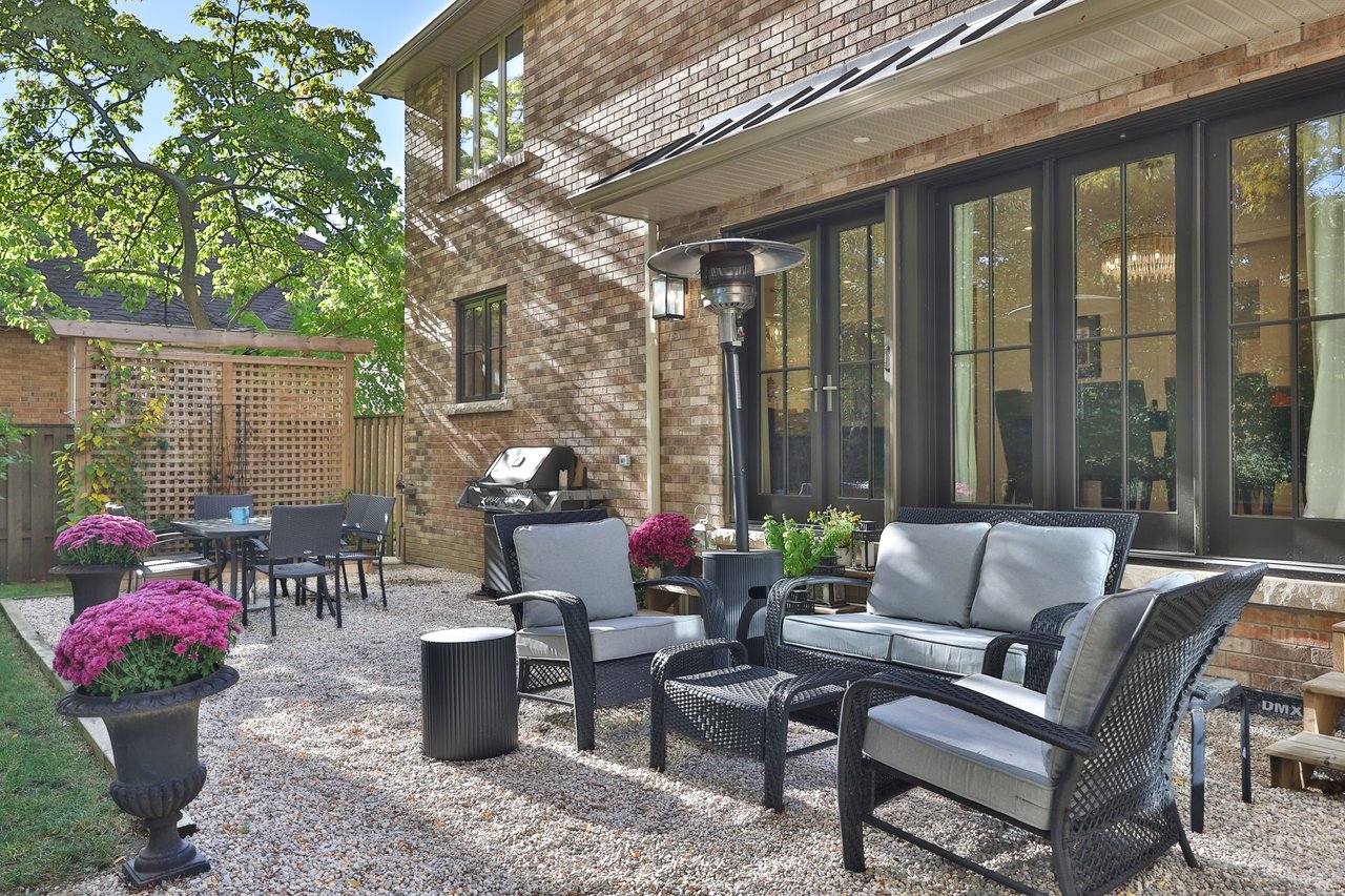 2464 Deer Run Avenue