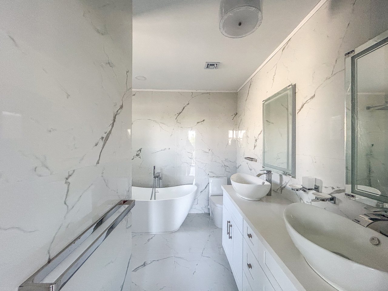 Unit #6 Dunmore Court