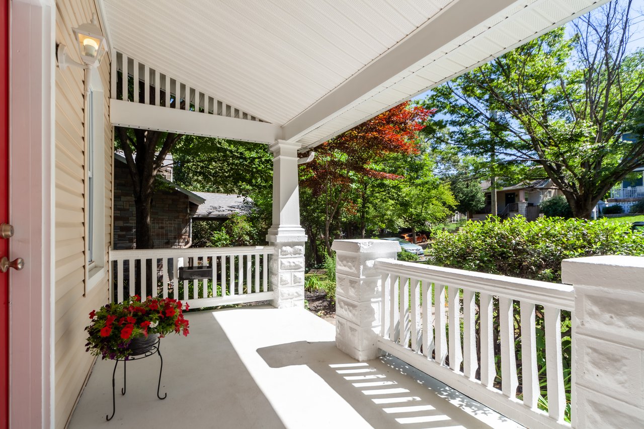 4110 30th St. Mount Rainier