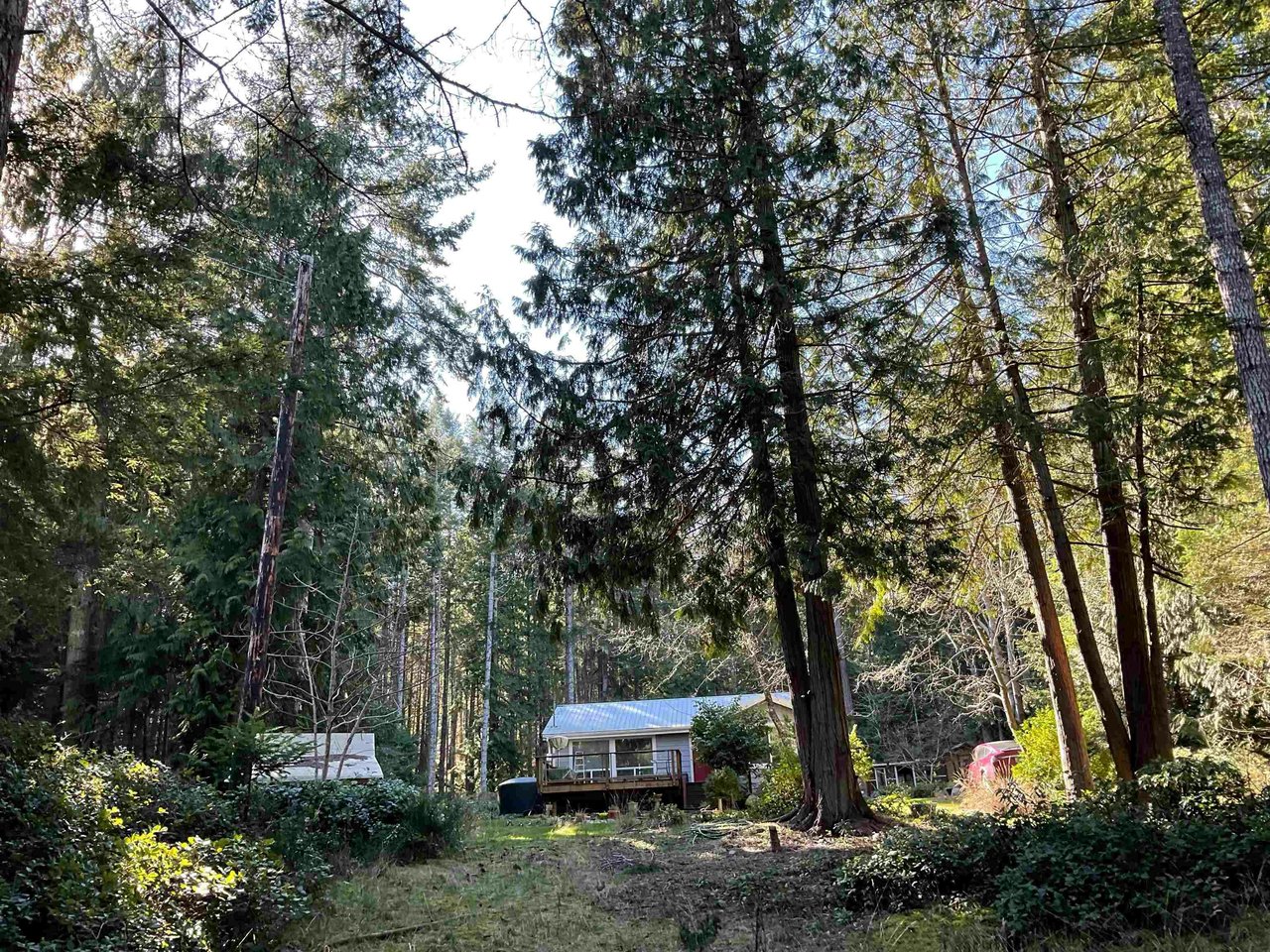 1038 Sturdies Bay Rd