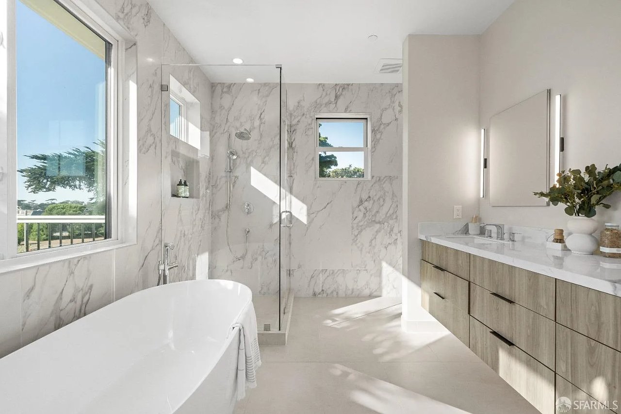 255 Gellert Dr. 
