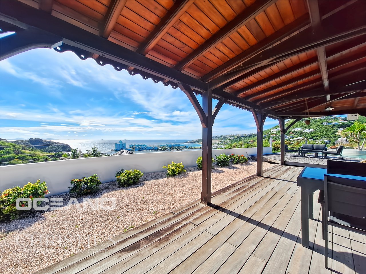 Exceptional Villa – Panoramic Ocean View (Oyster Pond)