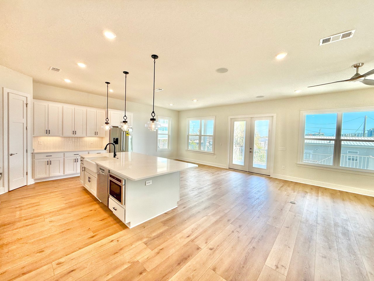 PERDIDO KEY BEACH HOUSE 208 CLIPPER DR 