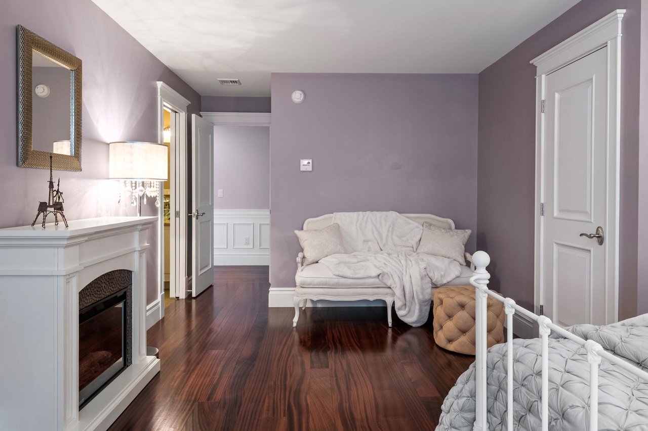 373 Lower Flying Point Road, Freeport