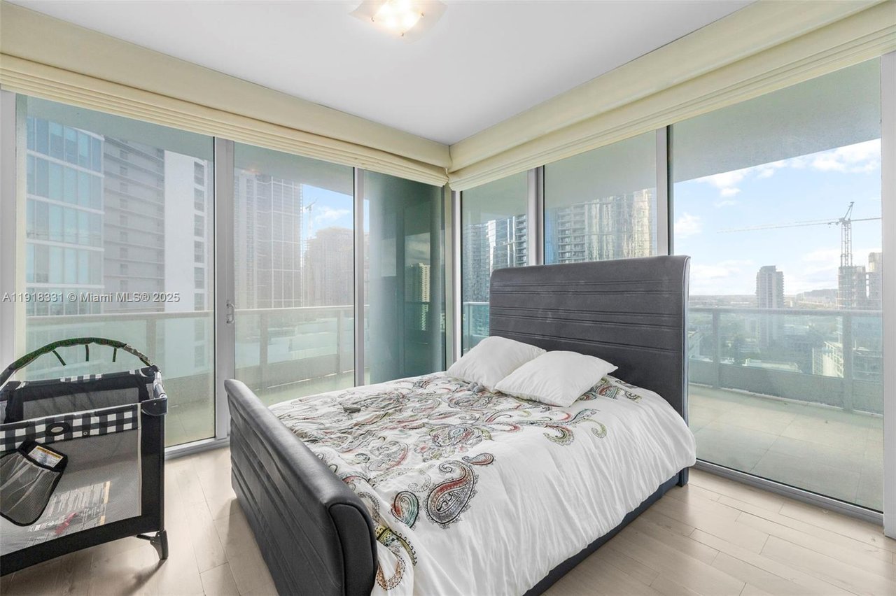 900 Biscayne Bay Condo, Unit 2401