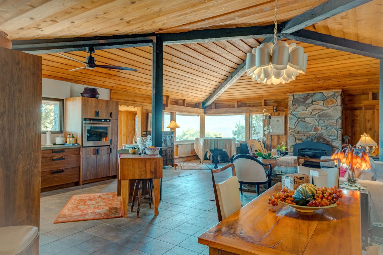 48700 Twin Pines Rd