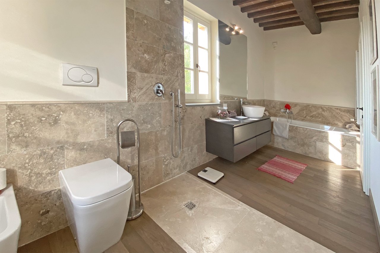 Delightful country house for sale in Castiglion Fiorentino, Arezzo