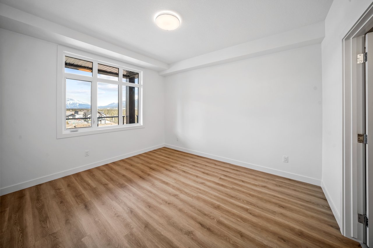 10 Cascade Ridge Unit: 206