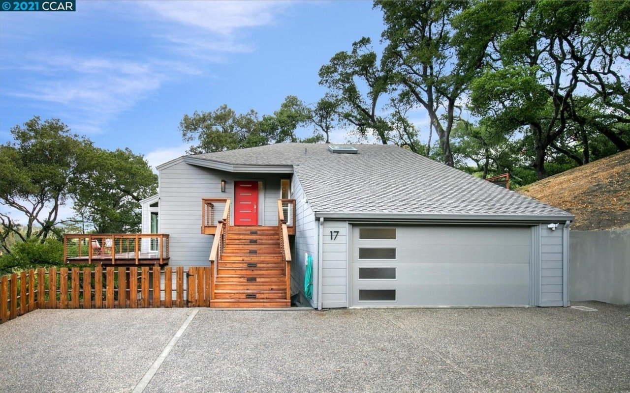 17 Shadow Creek Ln