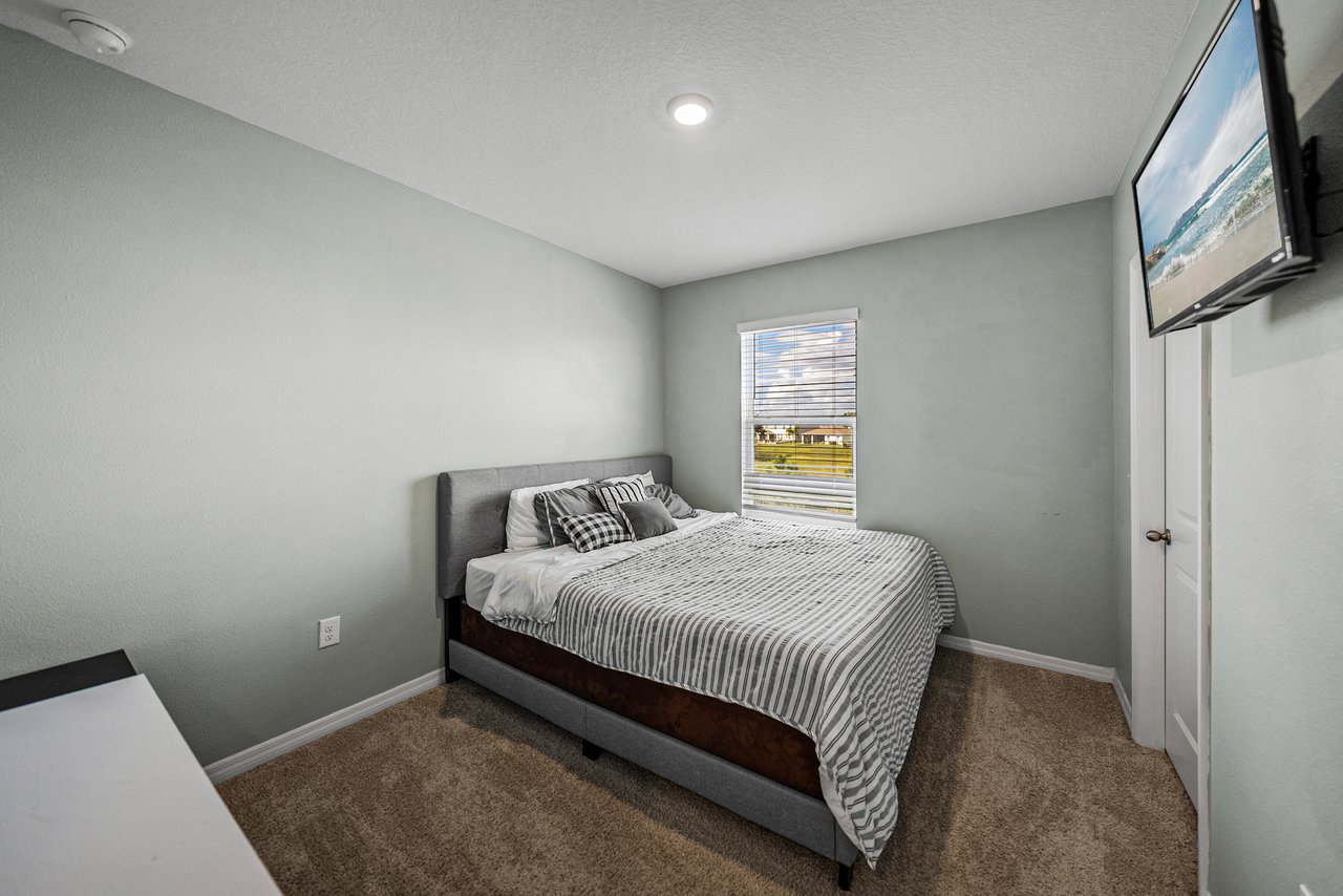 10951 PENNY GALE LOOP