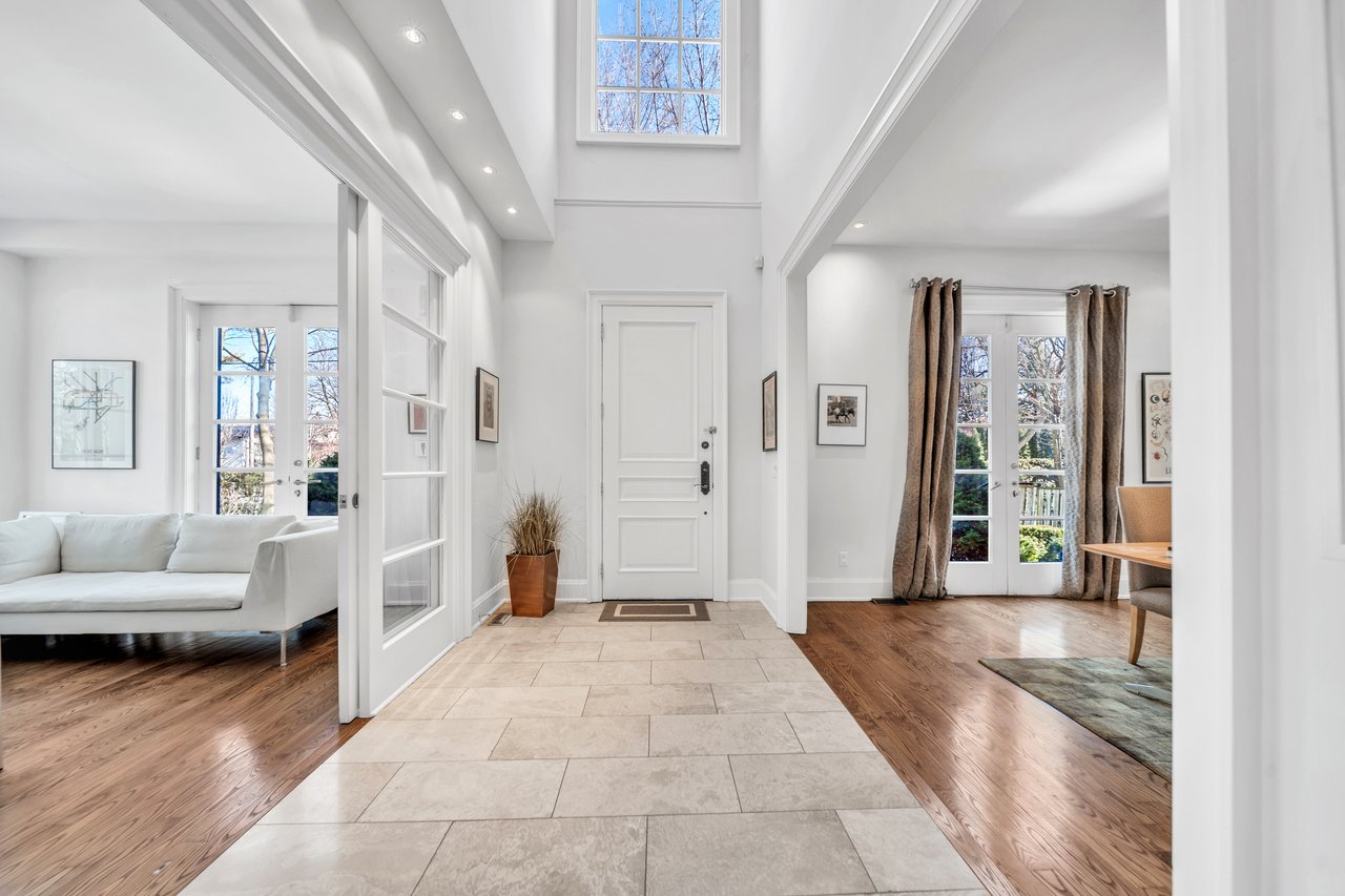 Sun-Filled Corner Lot