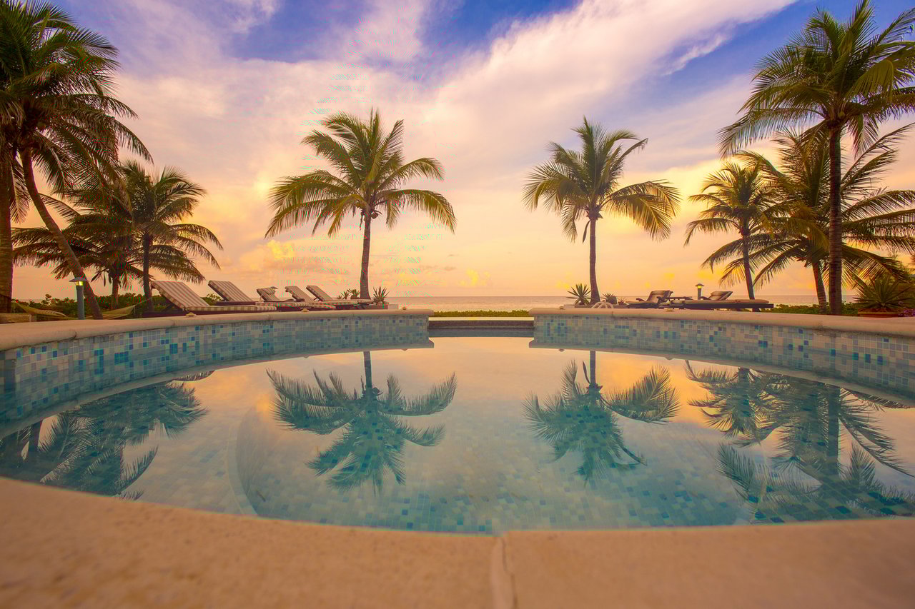 Beach Front Property With Spectacular Views of the Northern Caribbean Sea