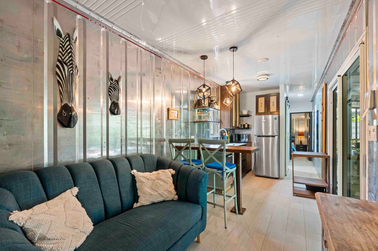 Casa Lemonpaloosa | Very Private Container Home!