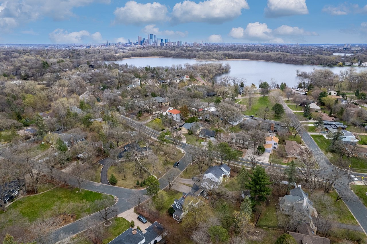 1641 Cedar Lake Pkwy
