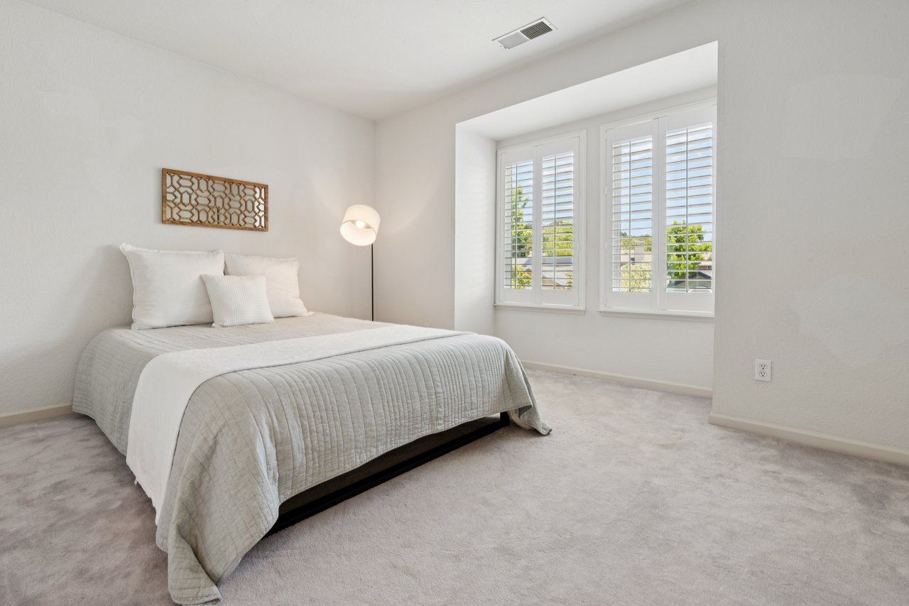 219 Butterfield Dr
