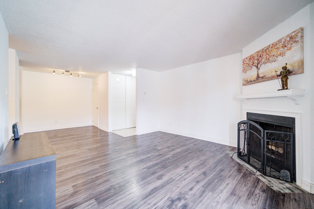 #521 - 1514 Pilgrims Way Unit: 521