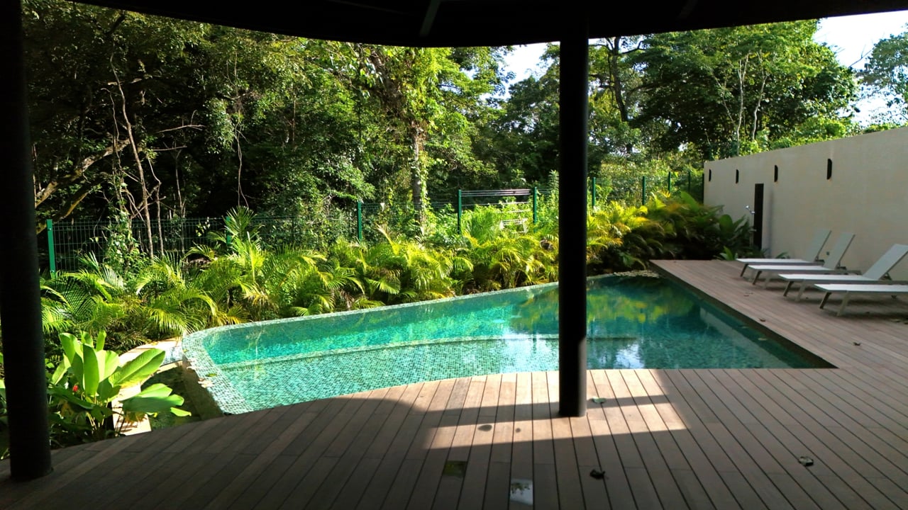 Gated Community Lots Walking Distance to Avellanas