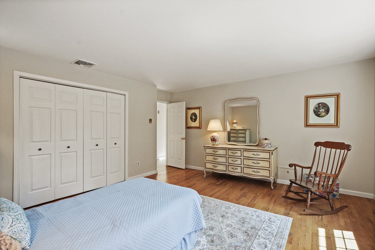 9 Upland Court