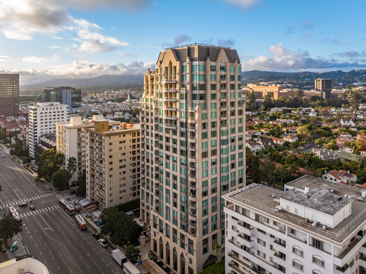 10727 Wilshire Blvd Unit: 1805, Wilshire Corridor