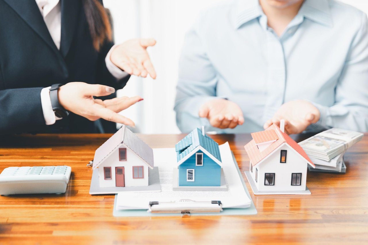 🏡 What Sellers Are Really Thinking When They Review Your Offer in Seattle