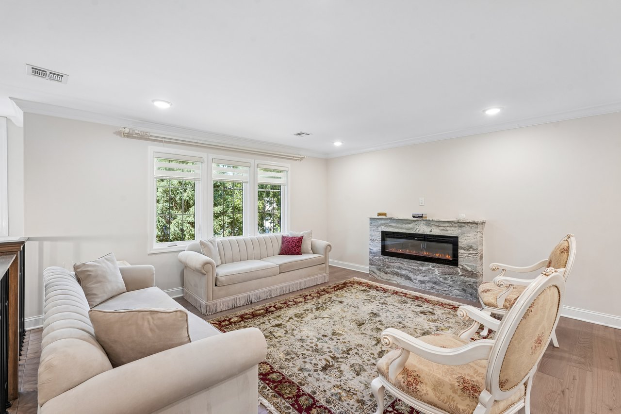 12 Parker Place