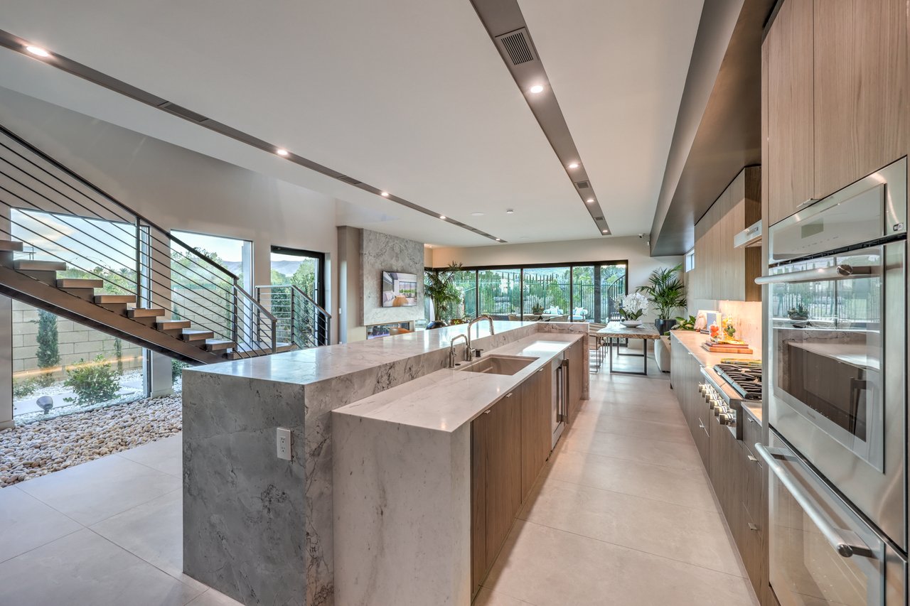 4077 Heron Fairway Dr