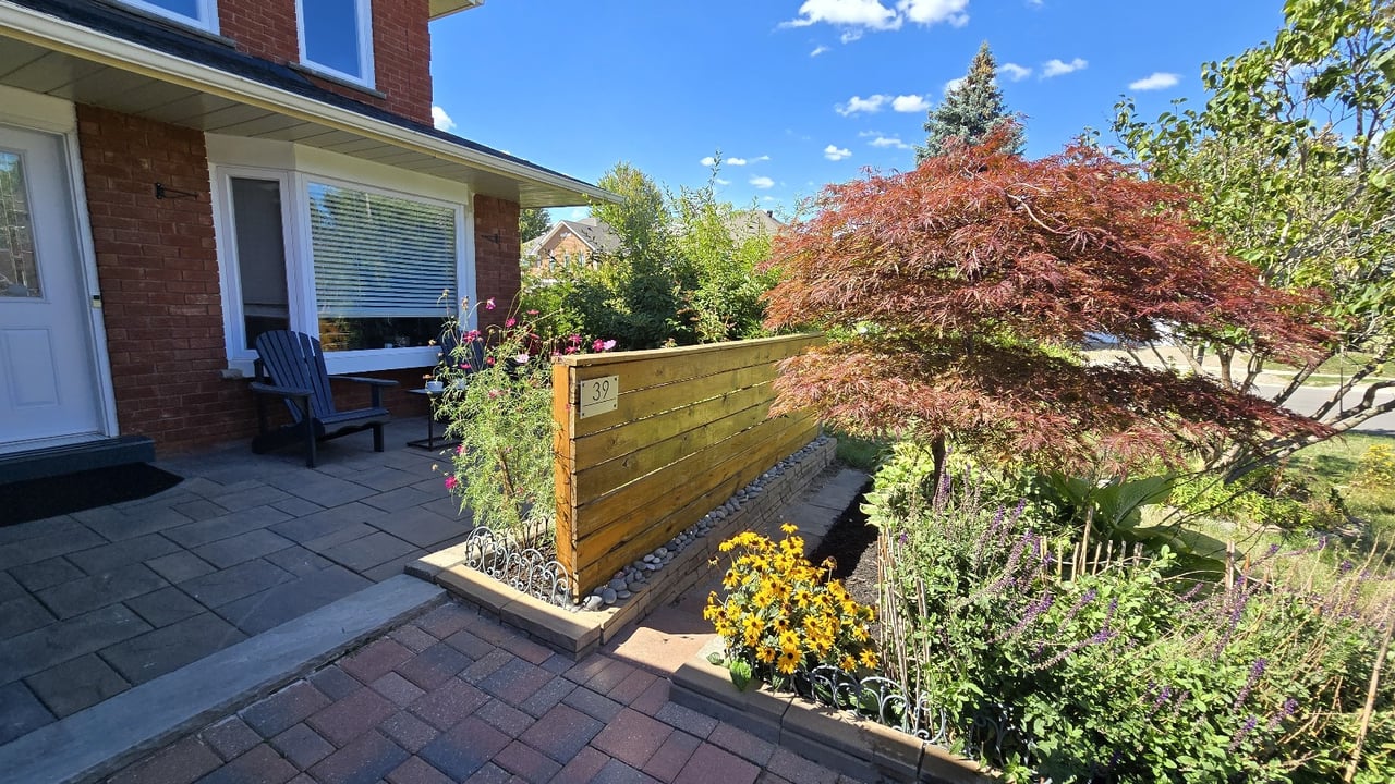 39 Kew Gdns