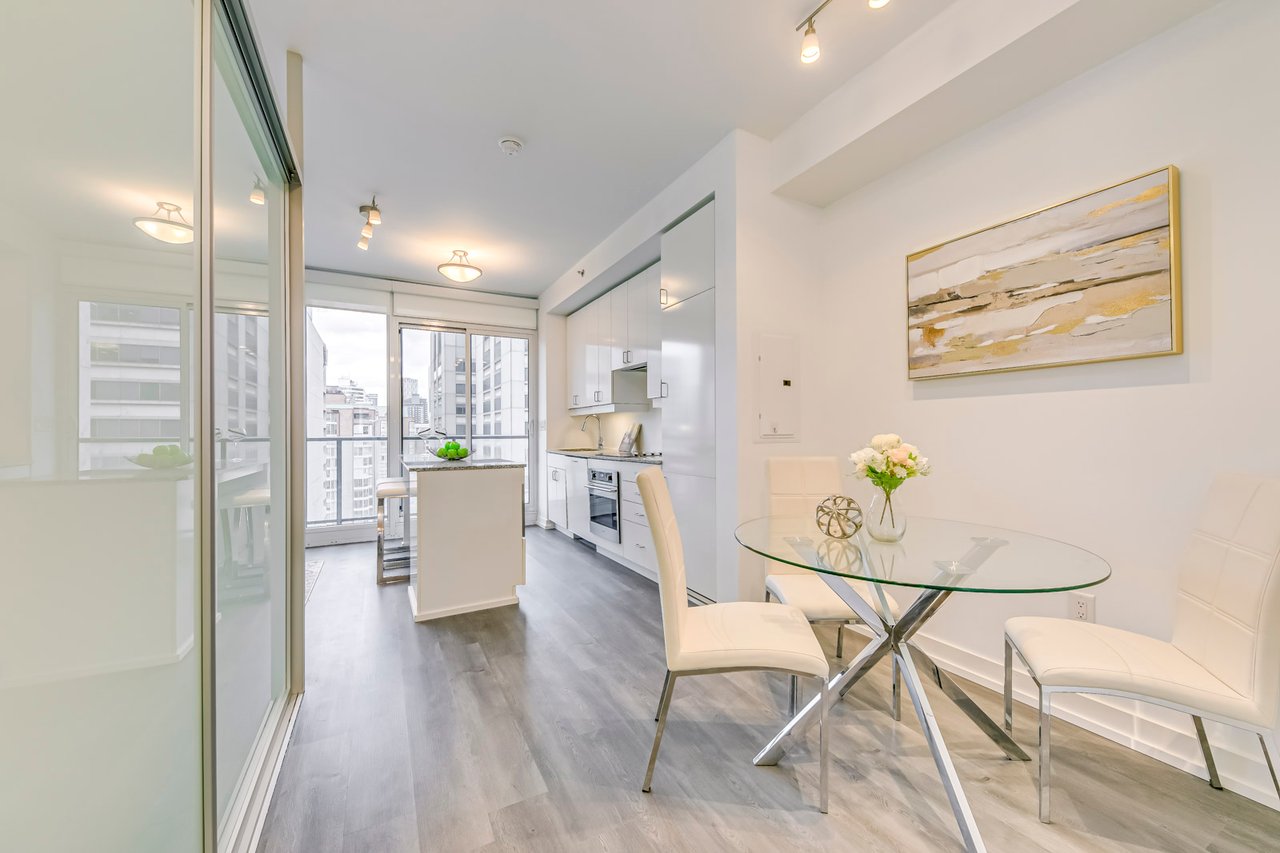 426 University Ave Unit 2310