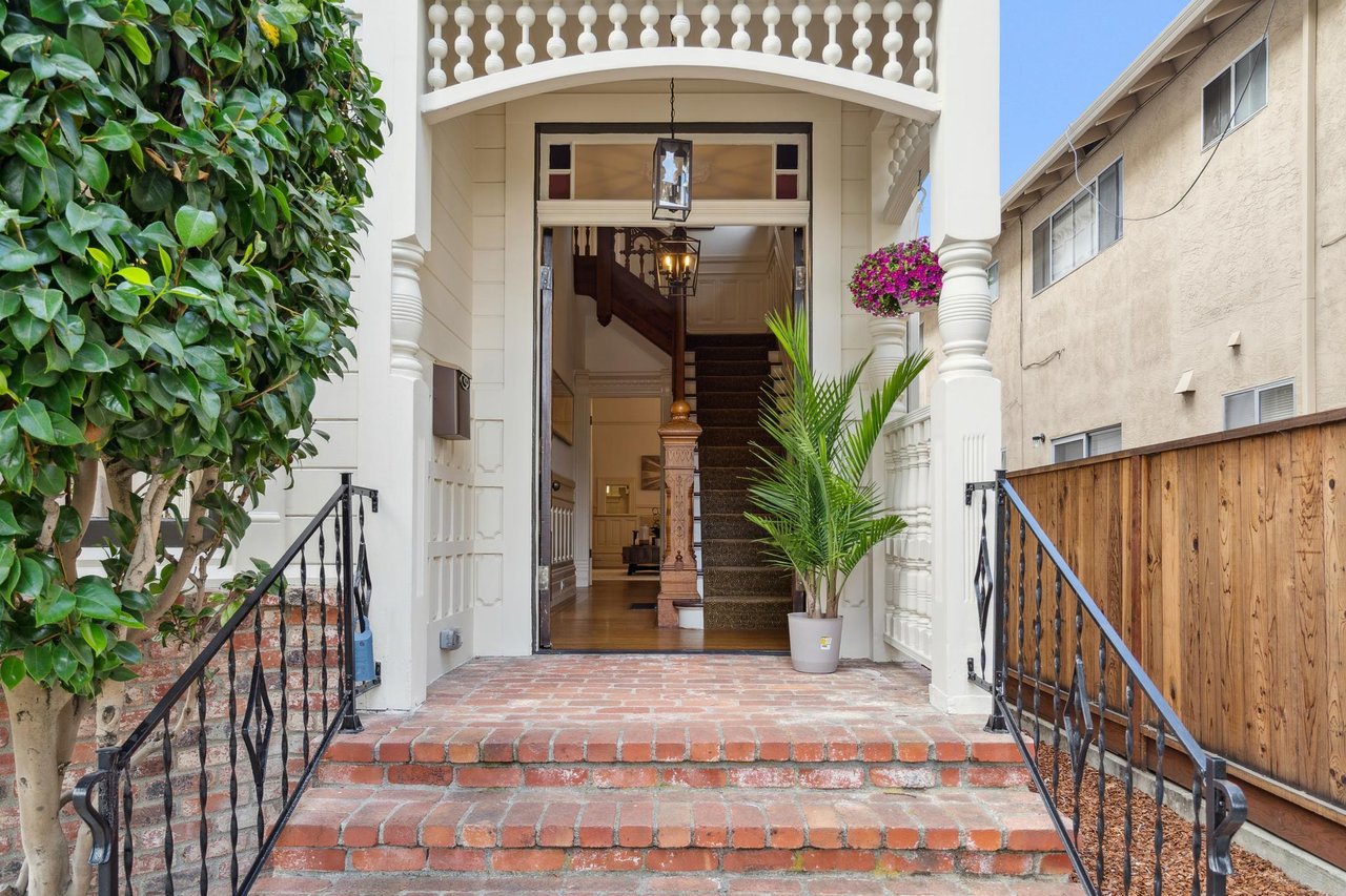 2120 & 2122 Encinal Avenue A & B 