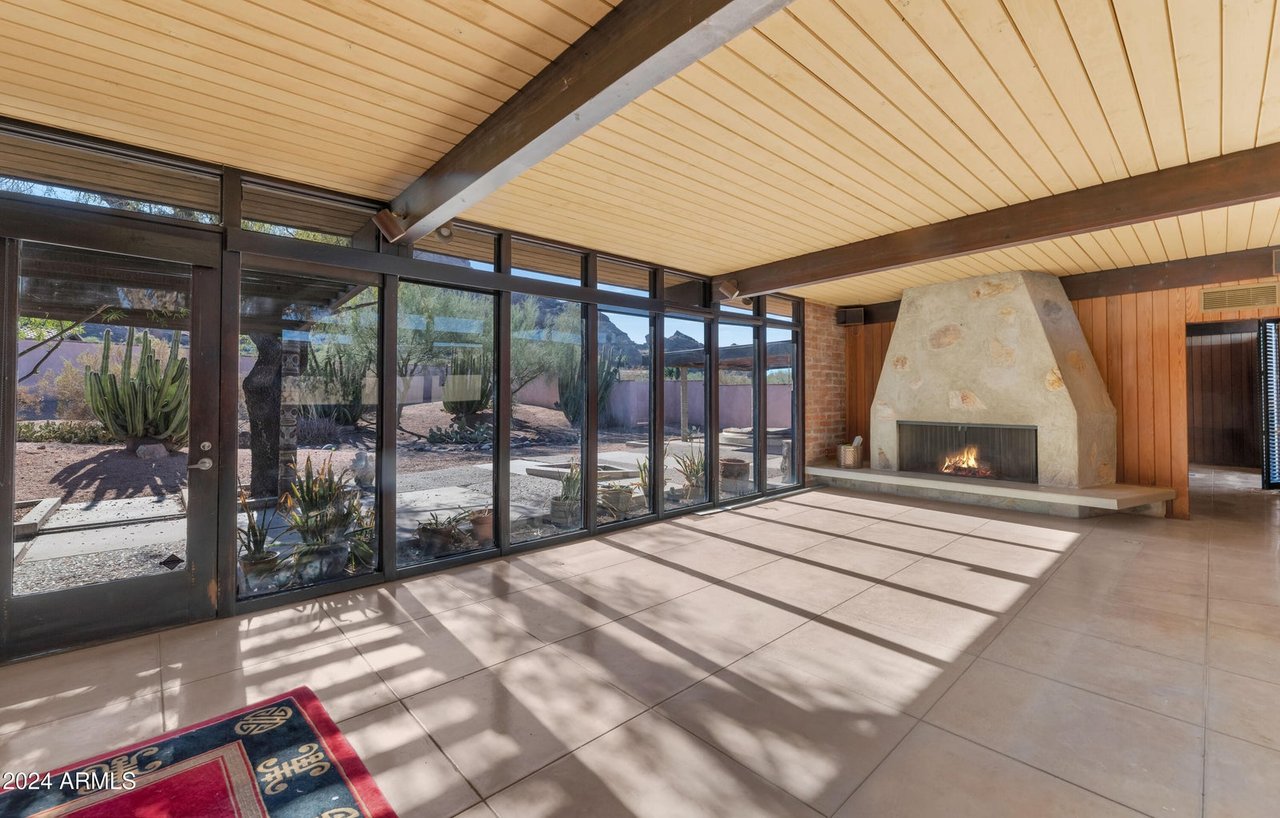 6105 N CAMELBACK MANOR Drive