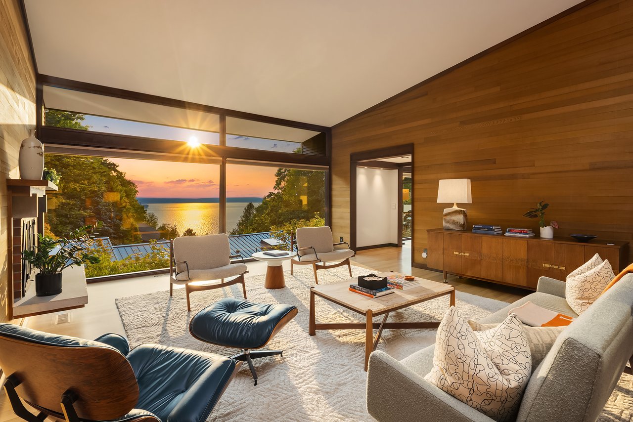 4343 W McLaren Street