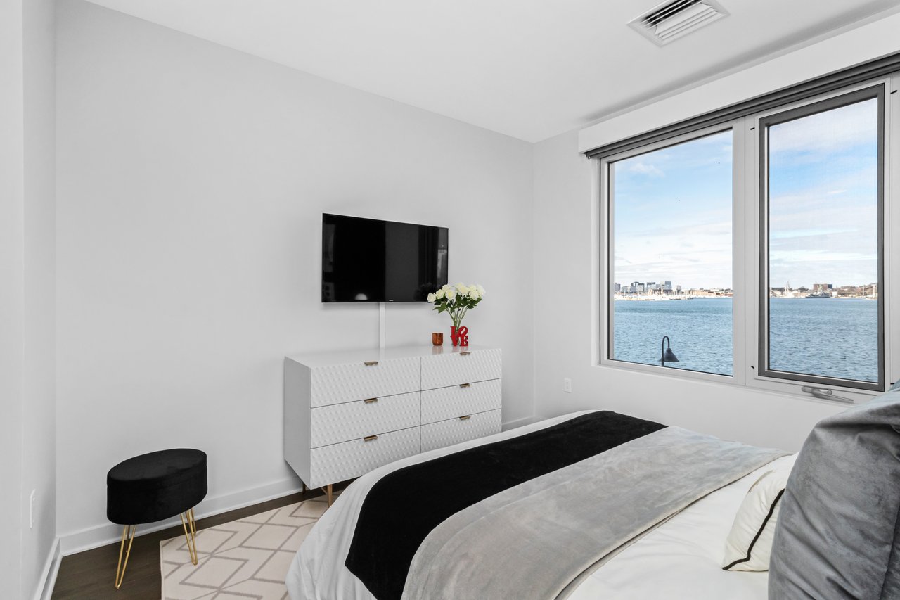 Slip65 Residence 209