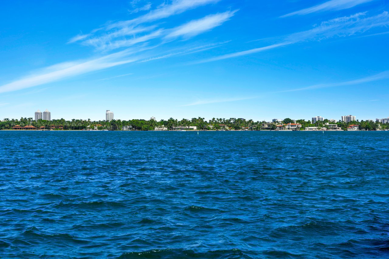 444 W Rivo Alto Drive