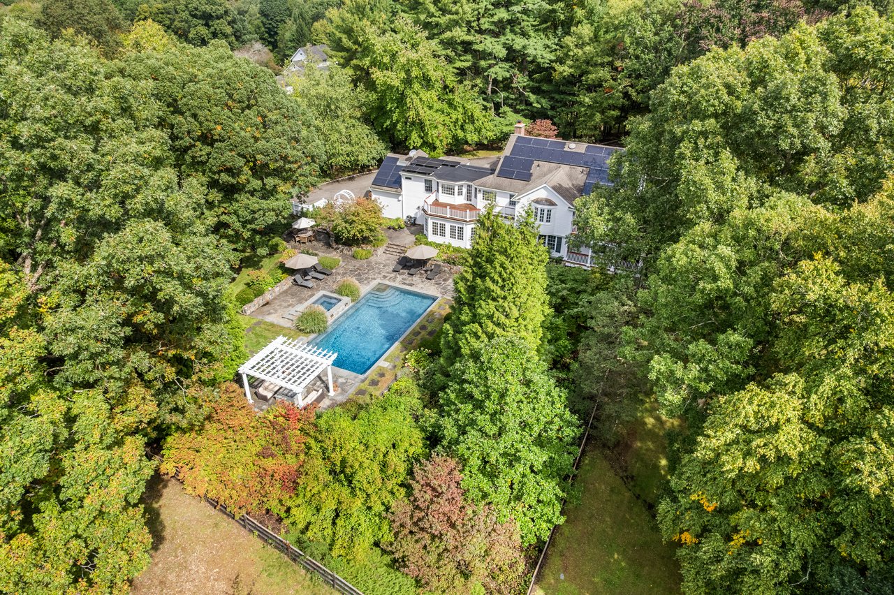 82 Honey Hollow Road