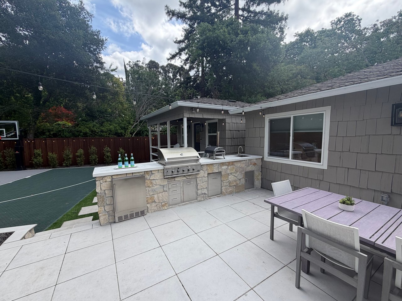 Exclusive Listing - 786 Los Palos Manor