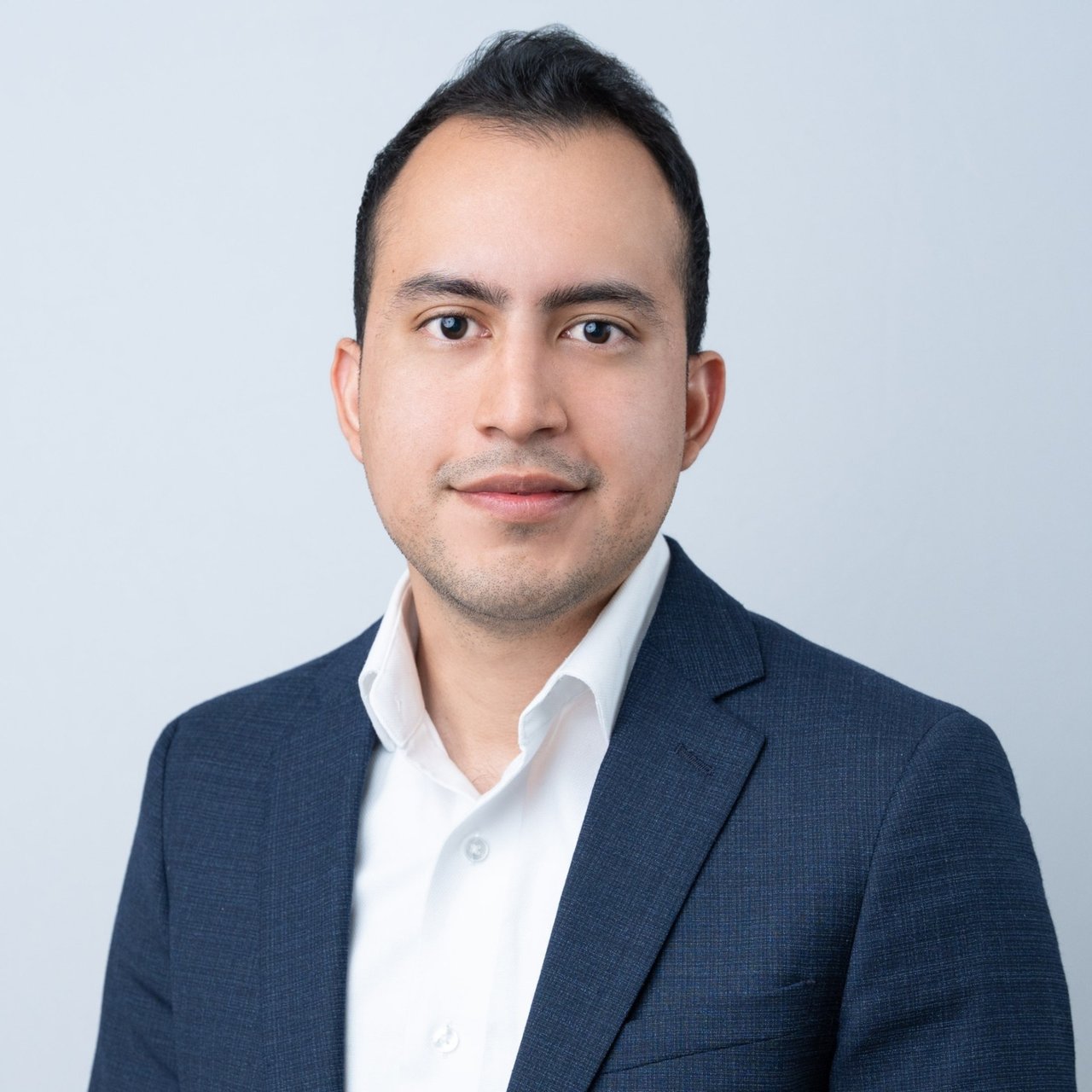 Joel Gomajoa Sacramento, CA Real Estate Agent Headshot
