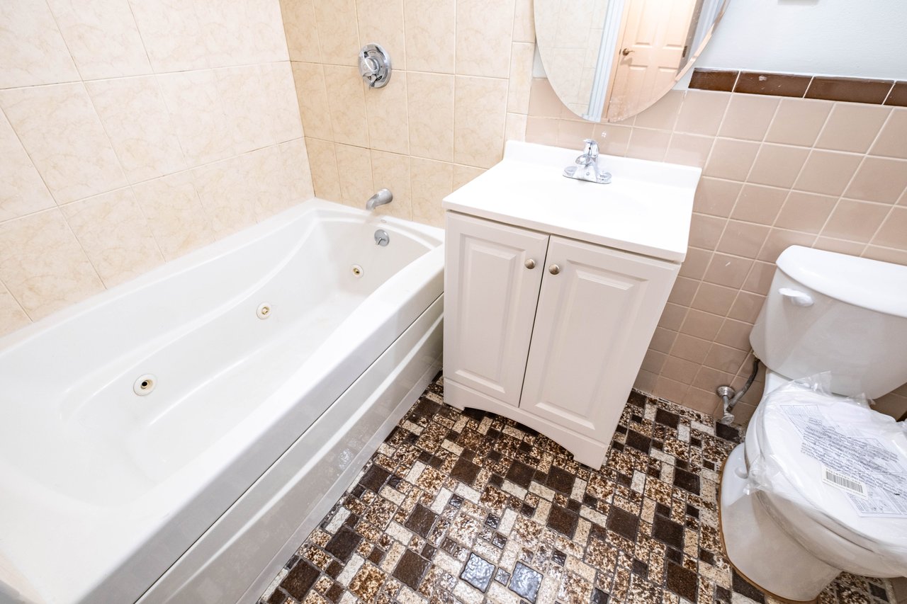 5 Kenwood St Unit 2, Somerville