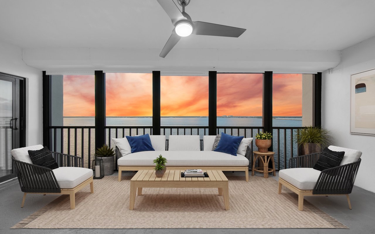 1925 Clifford St #1102