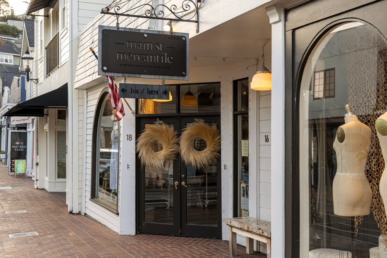 Luxury Condo with Sweeping Bay Views