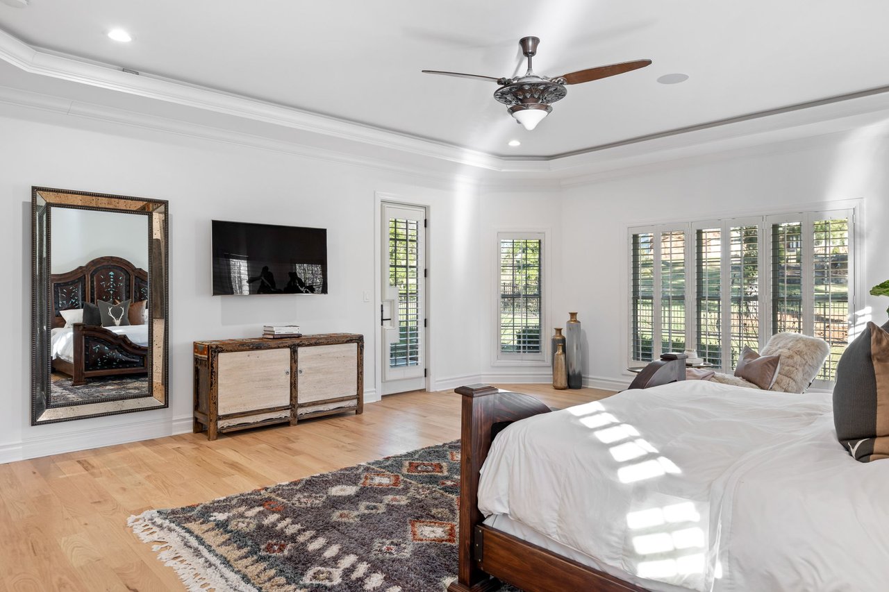 24 Williamsburg Estates Drive