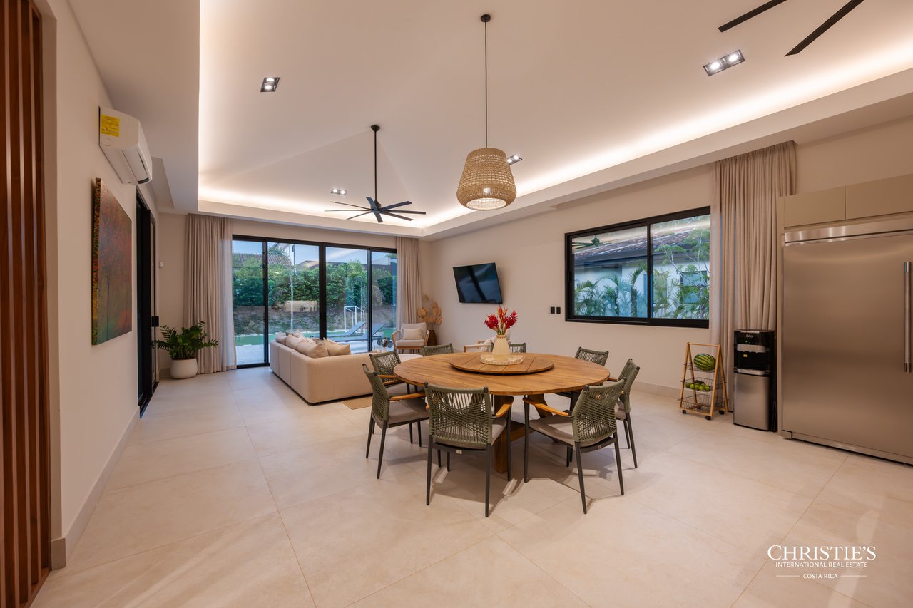 Casa Jade | Contemporary Resort Living in Hacienda Pinilla 